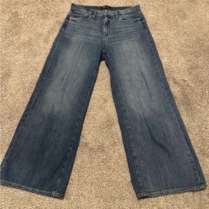 GAP High-Rise Wide-Leg Jeans